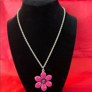 🔴 Pretty pink flower necklace